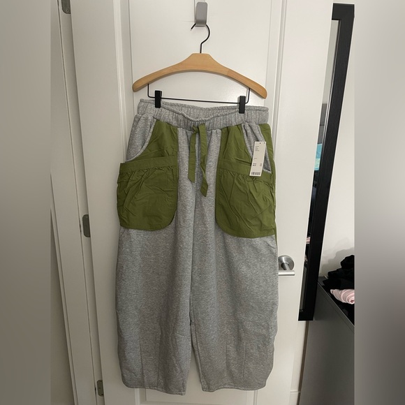 NWT Urban Outfitters BDG Trish Balloon Joggers - Picture 3 of 10